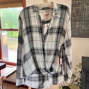 Mossimo Supply Co. Soft Plaid Top New with Tags